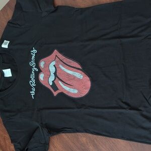 Women's Rolling Stones tshirt